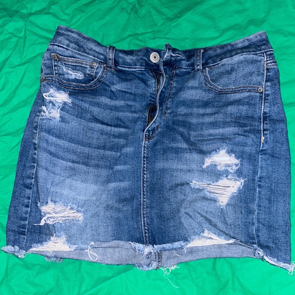 AE SIZE 12 DENIM SUPER STRETCH MINI SKIRT🛍️